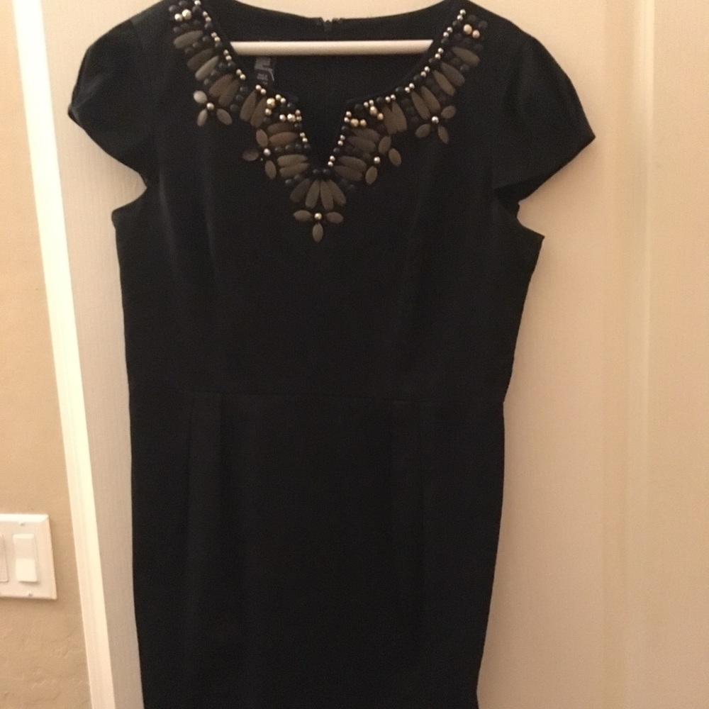 Cap sleeve black dress